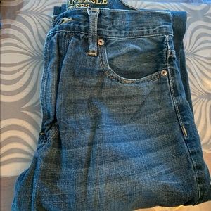 Men’s American eagle straight leg jeans.